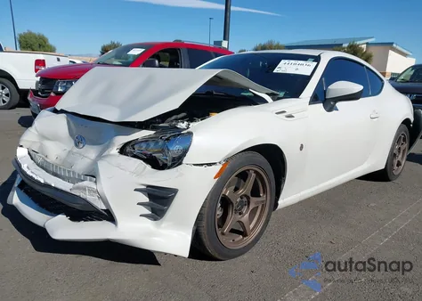 2020 Toyota 86 from USA, damaged, VIN JF1ZNAA14L8753709